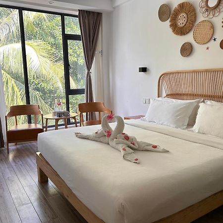 Fun Hotel Panglao Exterior photo
