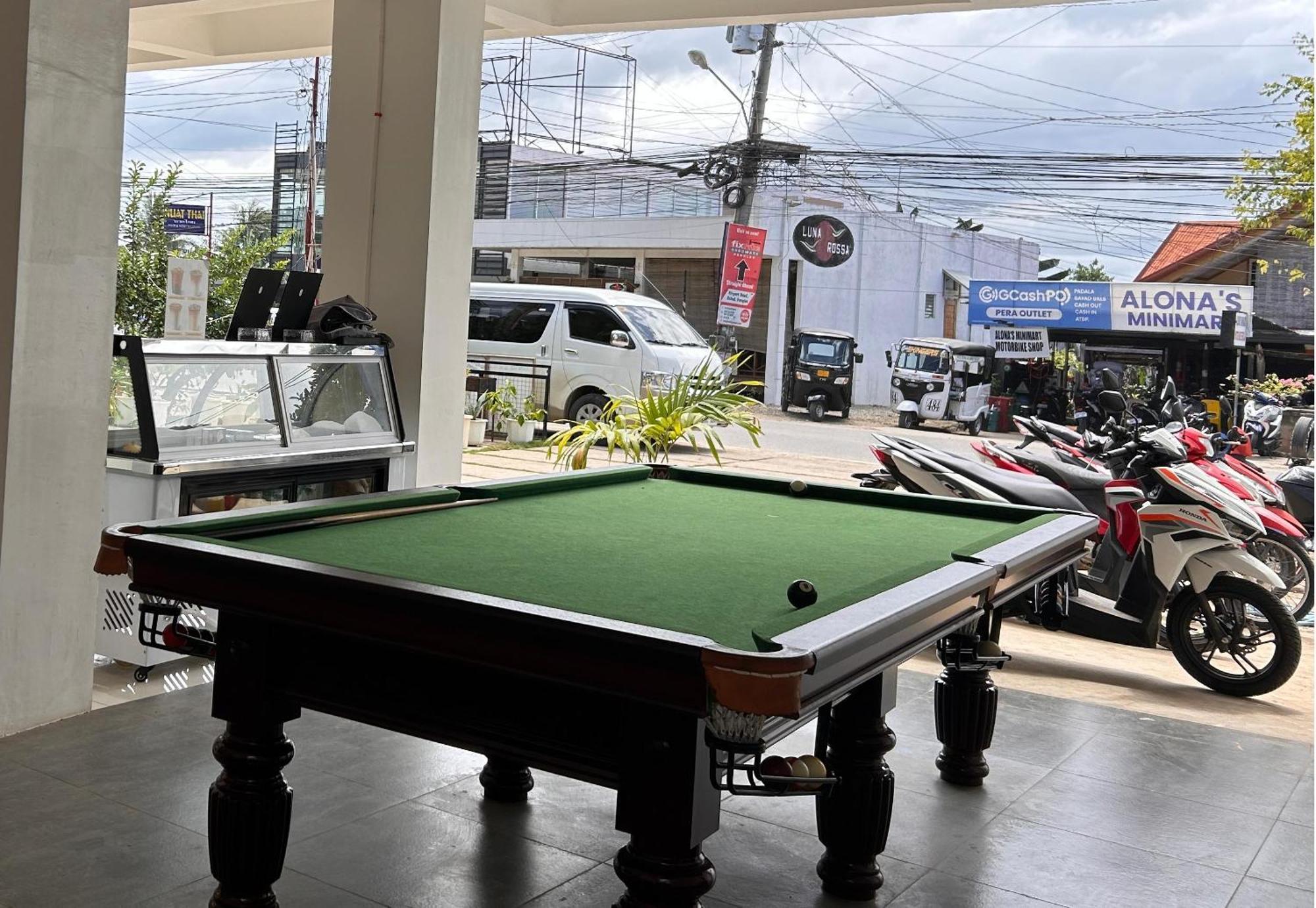 Fun Hotel Panglao Exterior photo